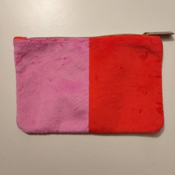 ISPY Cosmetic Makeup Bags W/-Zippers-ASST DESIGNS-LIKE NEW-SET OF 4 - Picture 6 of 10